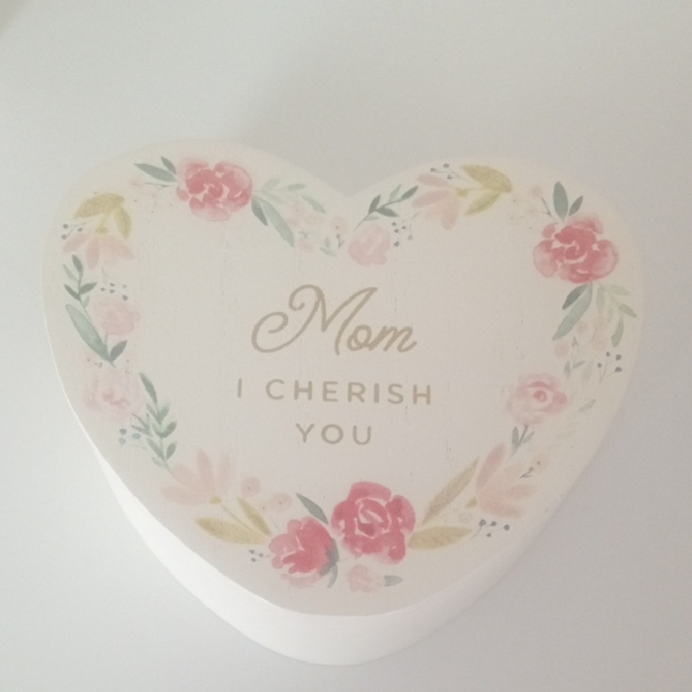 Heart-Shaped Floral Keepsake Box